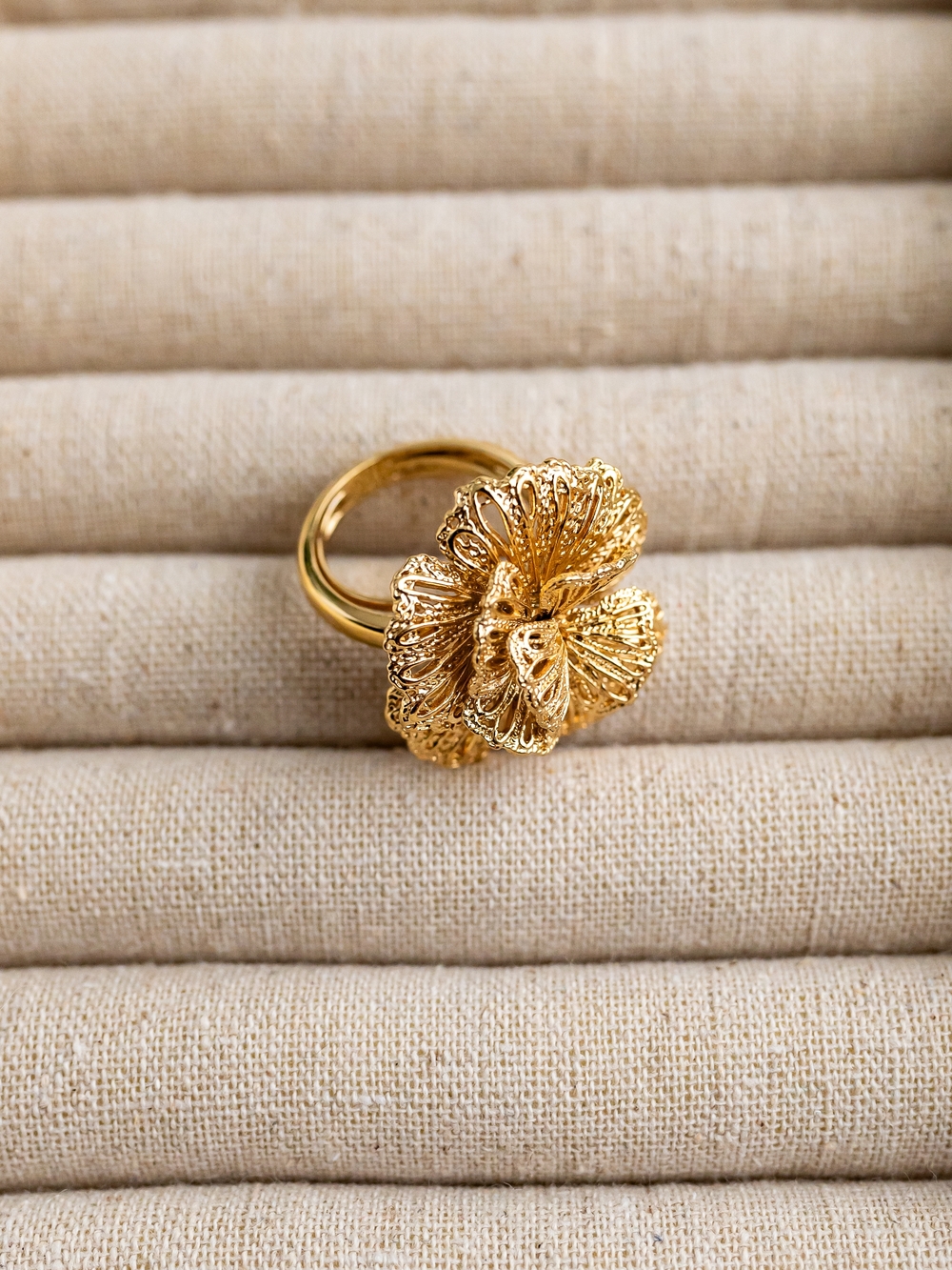 Stella & Dot Gold Floral Filigree Ring